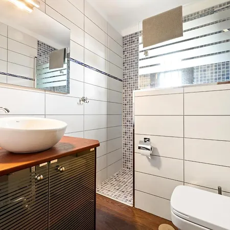 Feriehus Home2book Serene Canary Style House, Garden & Pool *