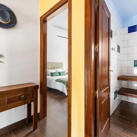 Cosy Alegranza 105, Communal Pool, Private Garden Semesterbostad *