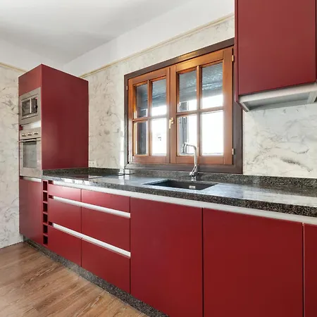 Semesterbostad Cosy Alegranza 105, Communal Pool, Private Garden *