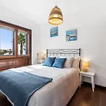 Cosy Alegranza 105, Communal Pool, Private Garden Semesterbostad *